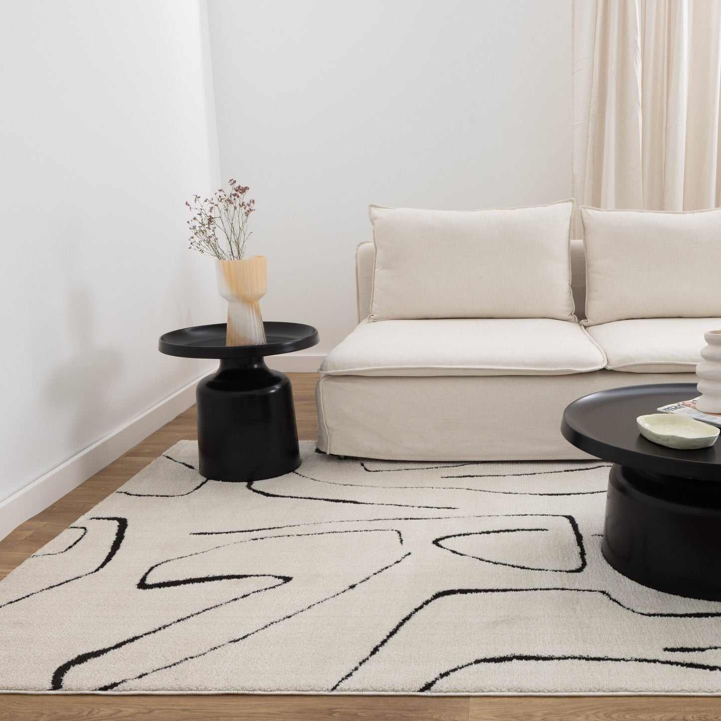 Mila Modern Lines Cream and Black Rug - MIL6